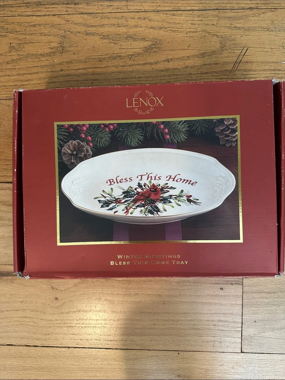 Lenox box shows